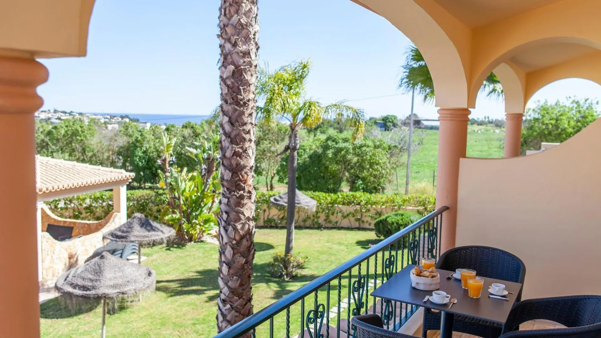 Atalaia Sol Aparthotel - Tennis & Heated Pool In Winter Lagos 4*,