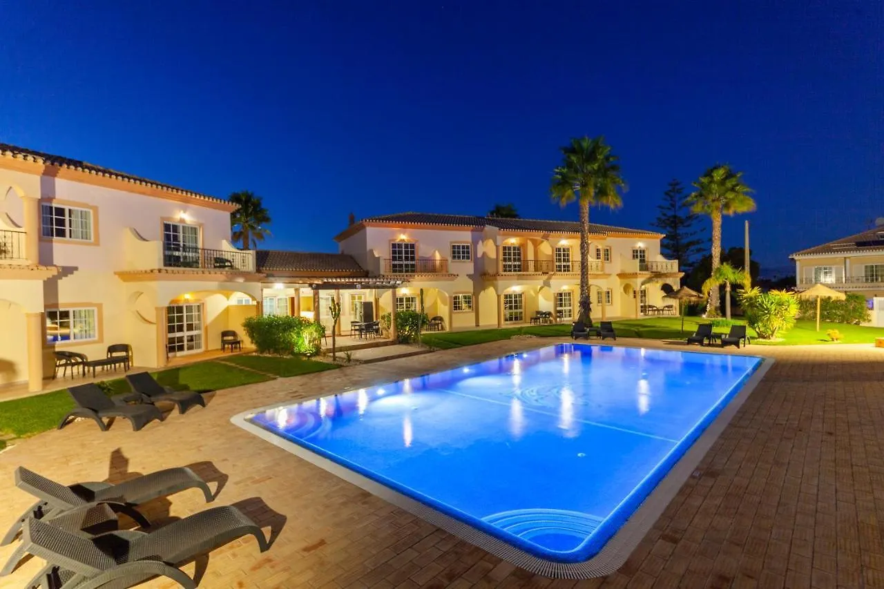 **** Vakantiepark Atalaia Sol Aparthotel - Tennis & Heated Pool In Winter Lagos Portugal