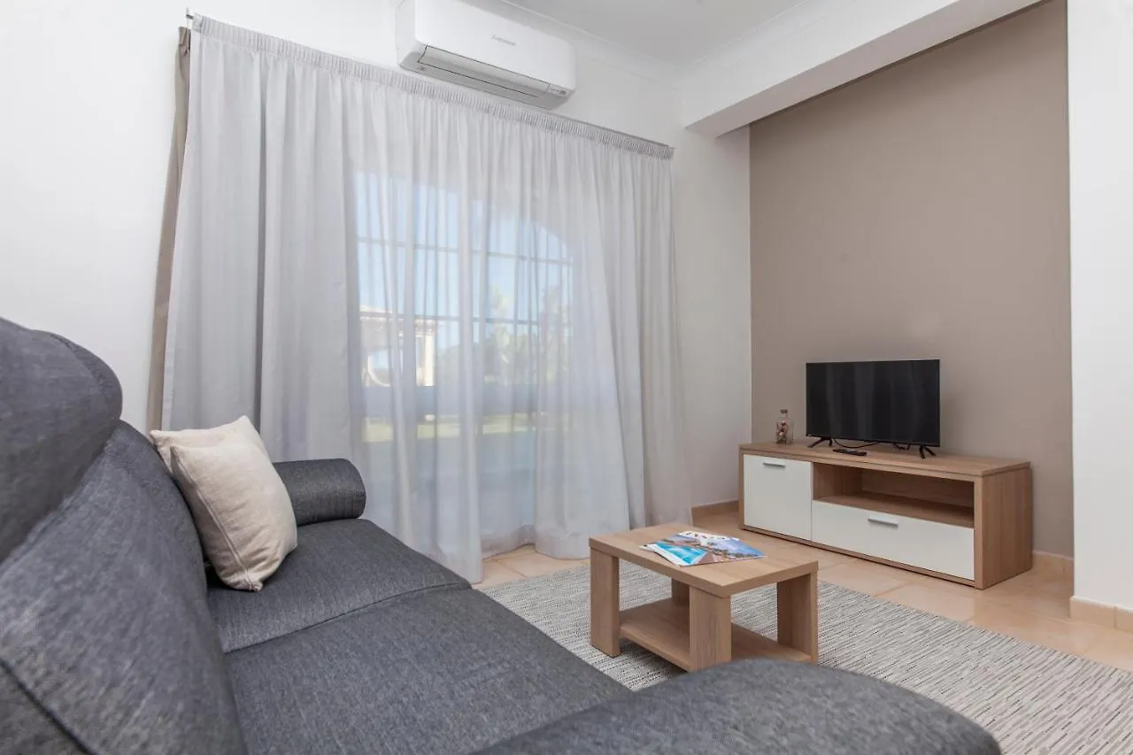 Vakantiepark Atalaia Sol Aparthotel - Tennis & Heated Pool In Winter Lagos