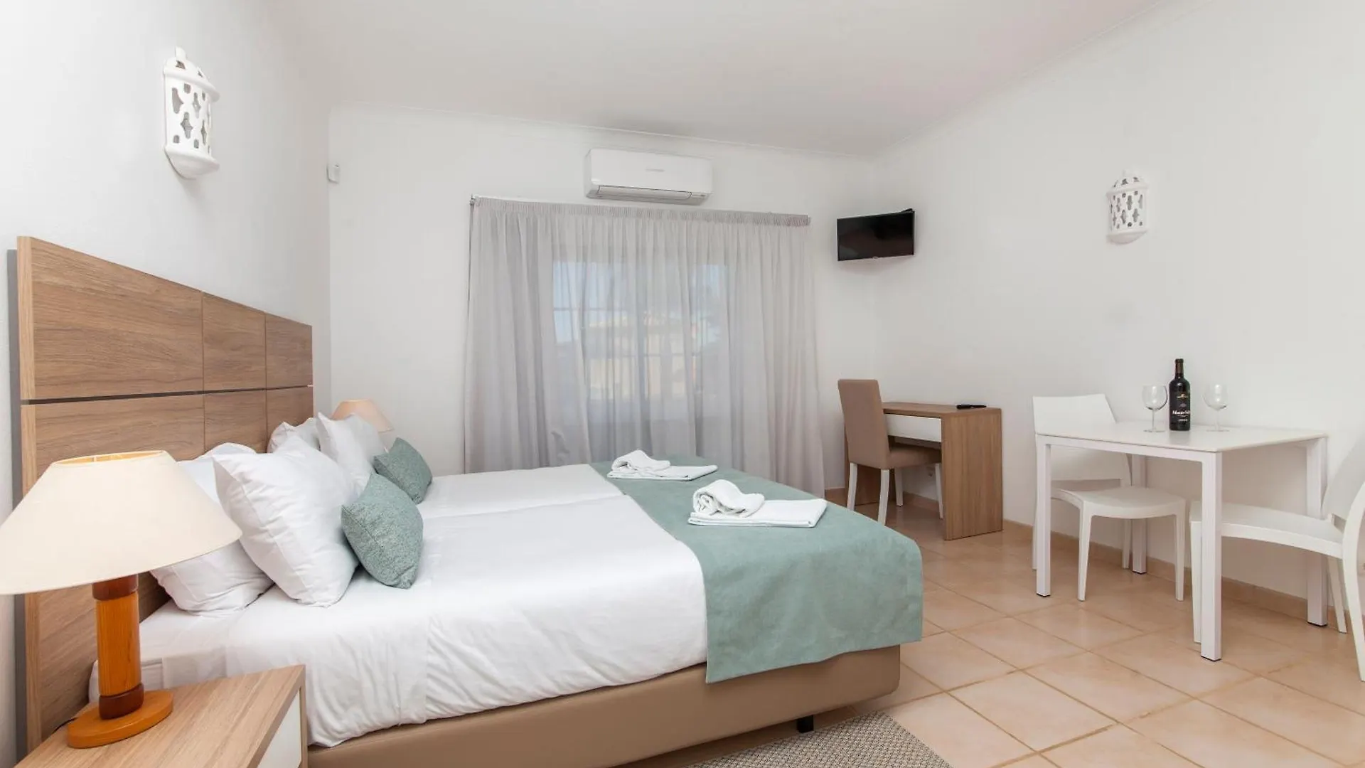 Vakantiepark Atalaia Sol Aparthotel - Tennis & Heated Pool In Winter Lagos