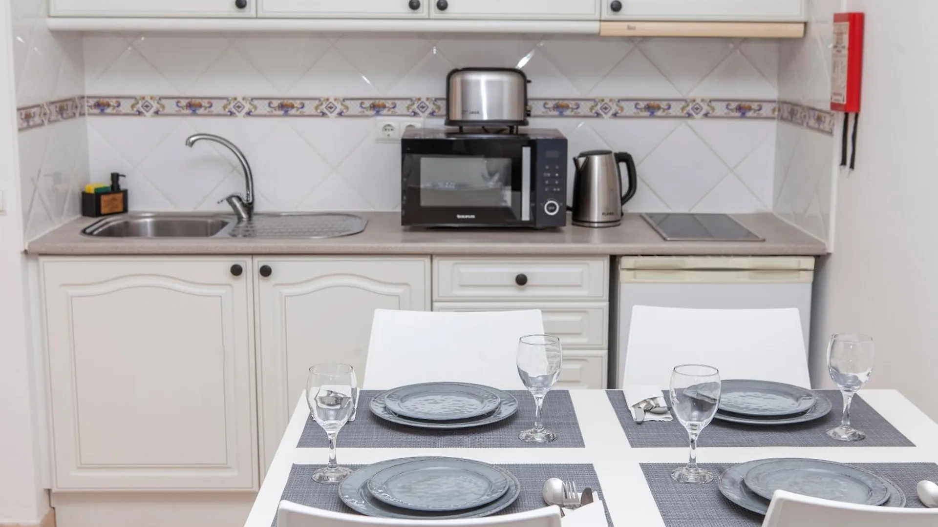 **** Vakantiepark Atalaia Sol Aparthotel - Tennis & Heated Pool In Winter Lagos Portugal