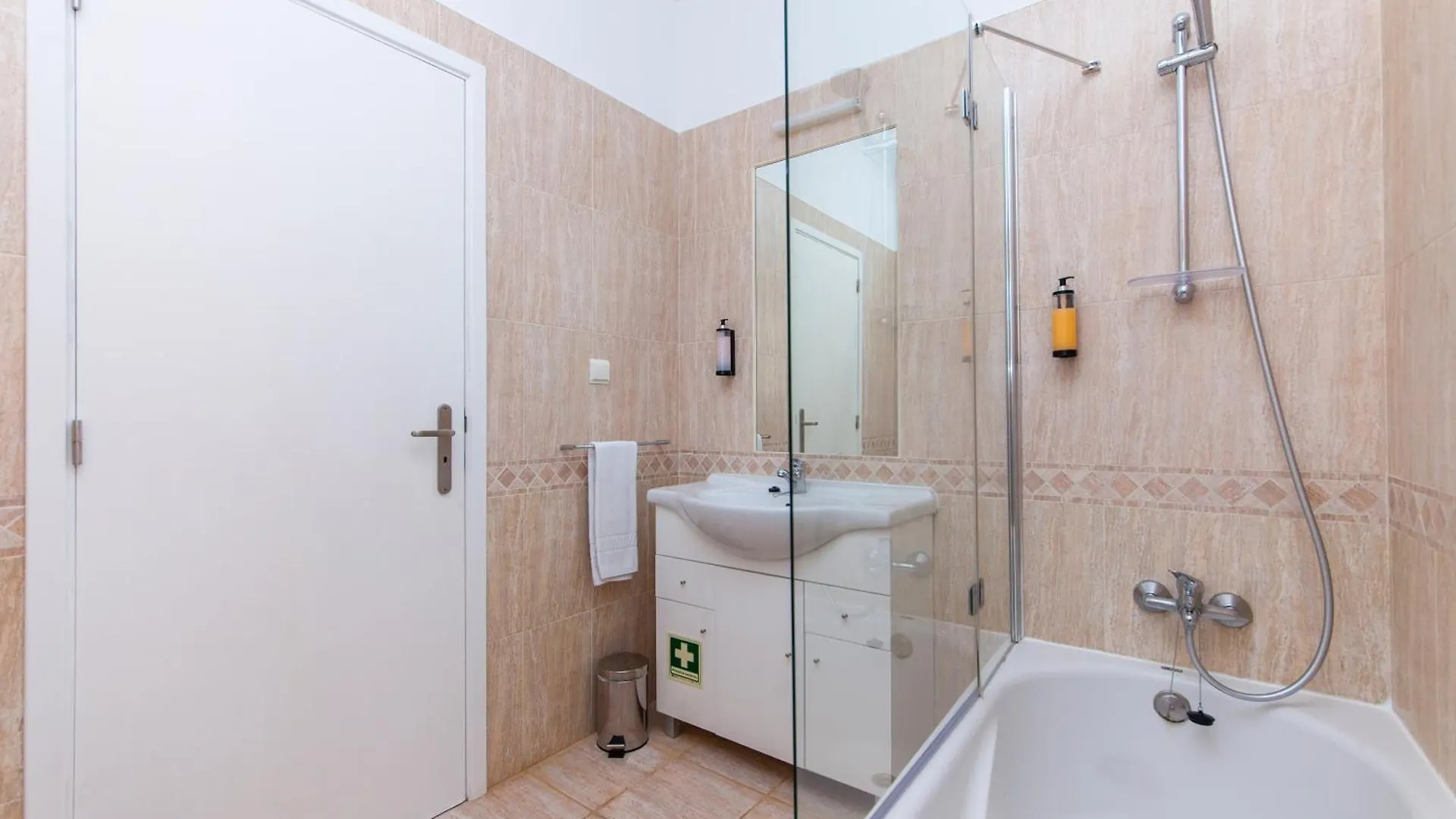 Atalaia Sol Aparthotel - Tennis & Heated Pool In Winter Lagos