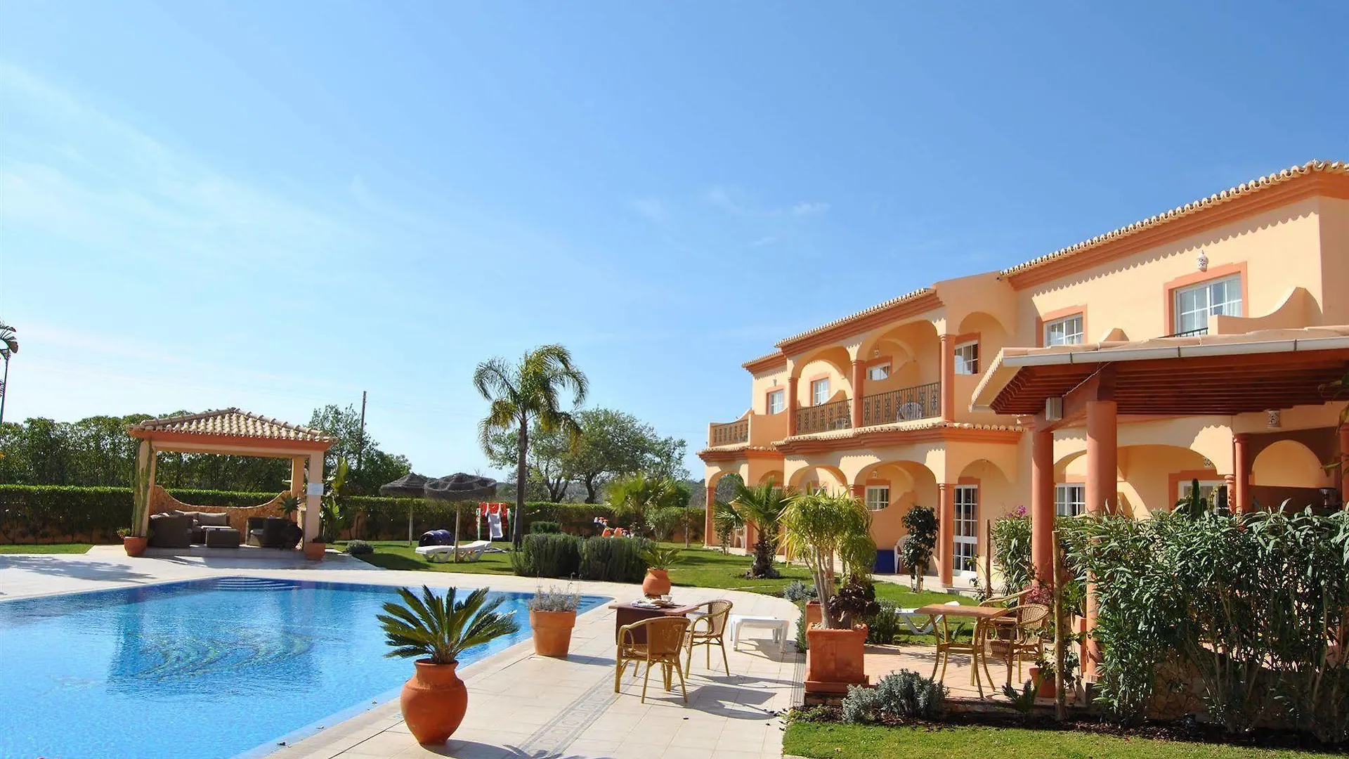 Atalaia Sol Aparthotel - Tennis & Heated Pool In Winter Lagos