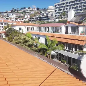 Residencial Melba 2* Funchal (Madeira)