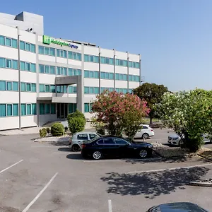 Express Lisbon Airport By Ihg Portugal