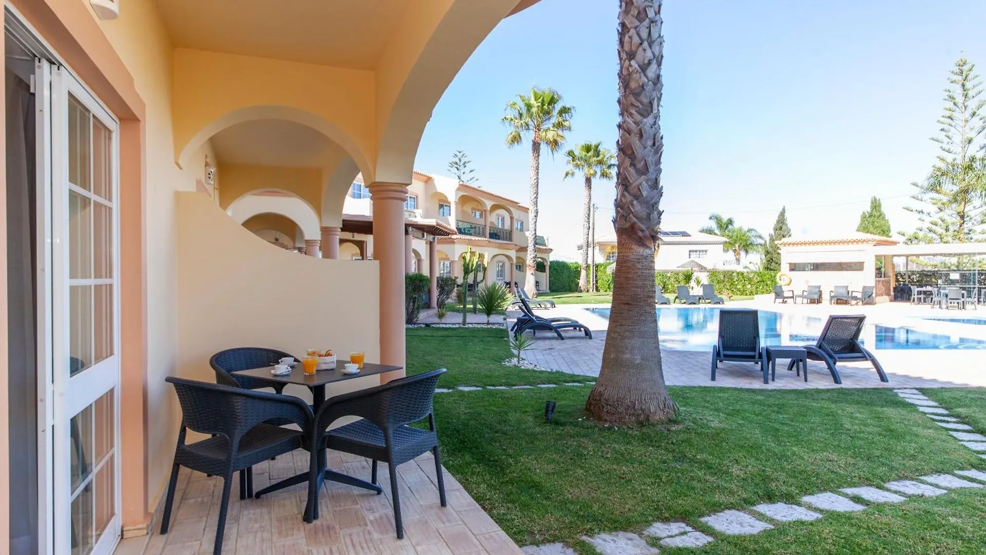 Feriepark Atalaia Sol Aparthotel - Tennis & Heated Pool In Winter Lagos